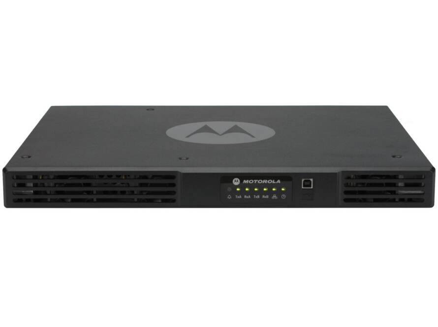 motorola-slr5700-dmr-repeater